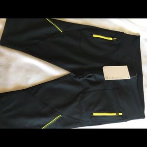 NWT Fabletics Black Workout Capris